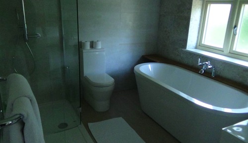 Chambre Double Luxe, salle de bains privée