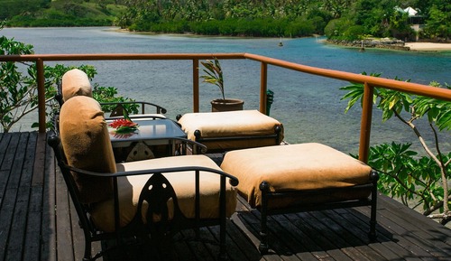 Bungalow Romantique, 1 très grand lit, vue océan, en front de mer