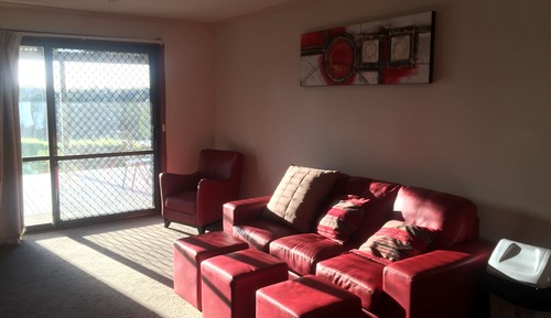 Appartement Familial, 2 chambres, vue colline, côté jardin