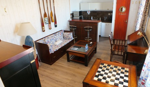 Appartement, vue mer (Alain Colas)