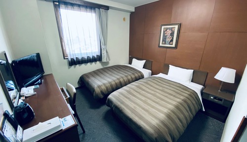 Chambre avec lits jumeaux, plusieurs lits, fumeurs