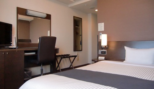 Chambre Double, fumeurs (Semi-double, For 2 people)
