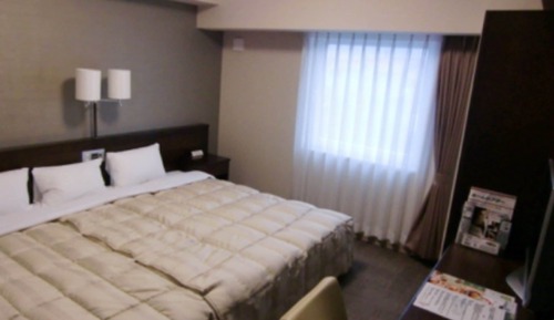 Chambre Double Familiale, 1 très grand lit, fumeurs