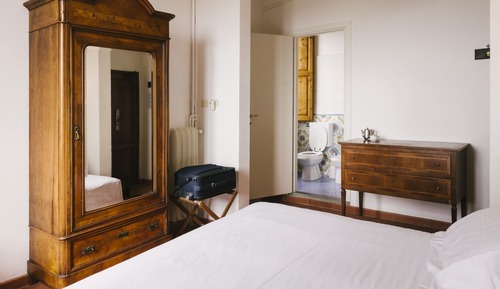 Chambre Double, vue ville