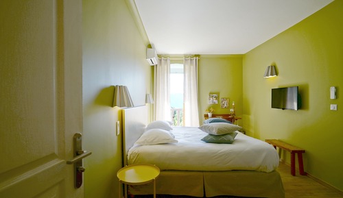 Chambre Confort Double ou avec lits jumeaux, non-fumeurs