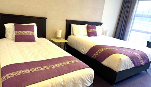 Chambre avec lits jumeaux, coin cuisine