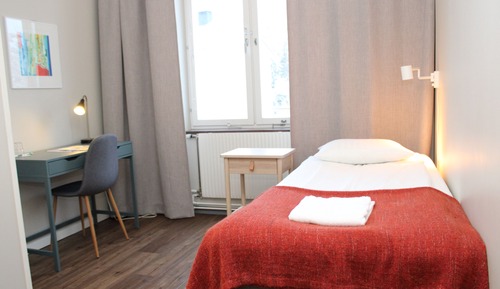 Chambre Simple, salle de bains commune