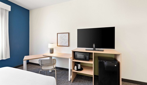 Chambre, 2 grands lits, accessible aux personnes à mobilité réduite, baignoire