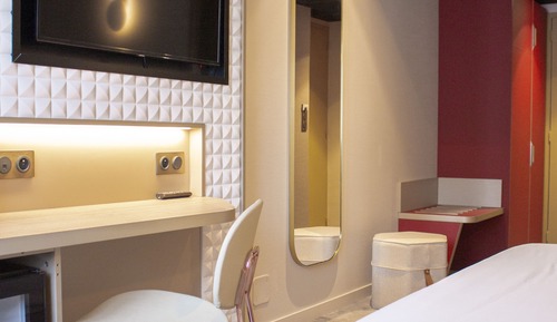 Chambre Double Supérieure, salle de bains attenante
