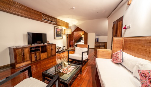 Loft, 1 très grand lit, non-fumeurs, piscine privée