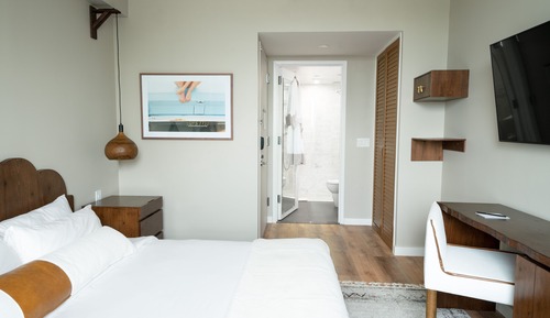 Chambre Supérieure, 1 très grand lit