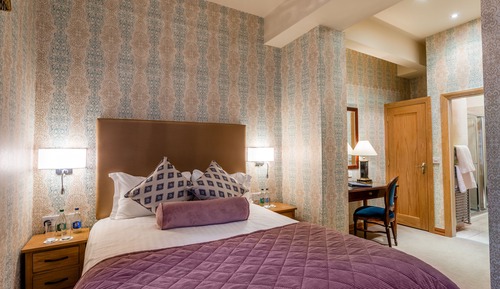 Chambre Double Classique, 1 lit double, non-fumeurs, salle de bains attenante