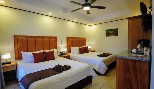 Bromelia 2 Beds