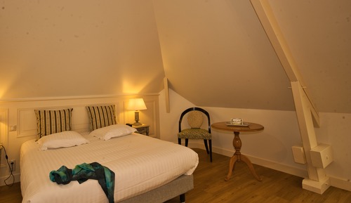 Chambre Charme Double Premium Mansardée