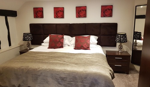 Suite Deluxe, salle de bains attenante (Room 8)