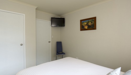 Chambre Standard, 1 grand lit, salle de bains attenante