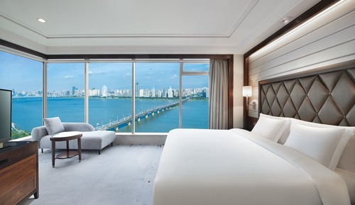 Suite, 1 chambre, vue fleuve
