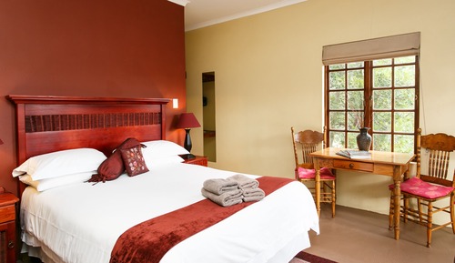 Chambre Supérieure Double ou avec lits jumeaux