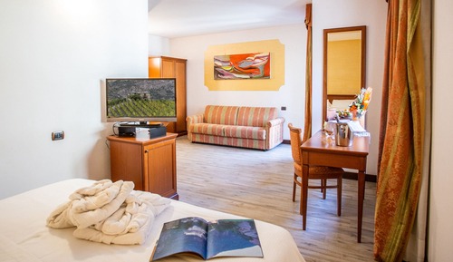 Chambre Double Supérieure, 1 très grand lit