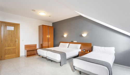 Chambre Double ou avec lits jumeaux (with extra bed)