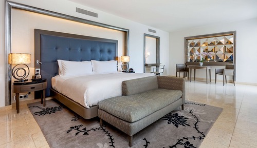 Suite Deluxe, vue piscine (King Grand)