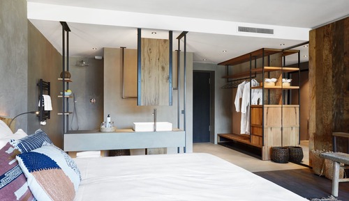 Suite, balcon (Loewe)