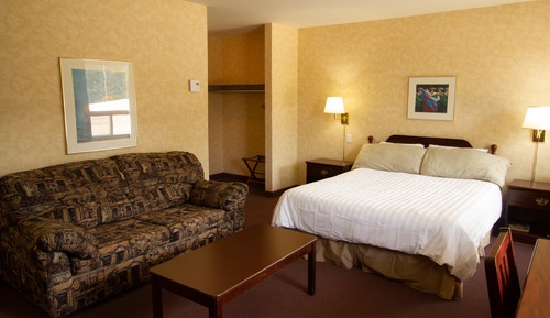 Chambre Supérieure, 1 grand lit et 1 canapé-lit