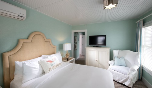 Chambre (Tides King with Private Deck)