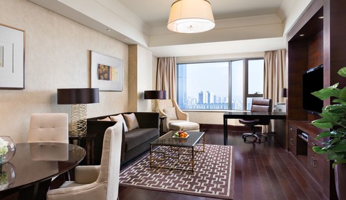 Chambre Premium, 1 très grand lit, accès au salon club