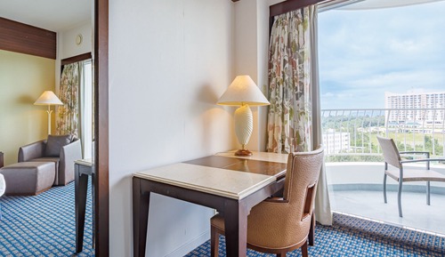 Chambre, non-fumeurs, vue partielle sur l'océan (Ocean Tower, 5-7 floor for 3)