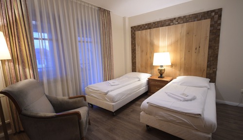 Chambre avec lits jumeaux
