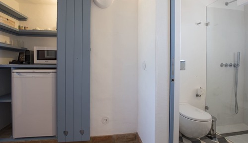 Chambre Double Supérieure, vue partielle sur la mer