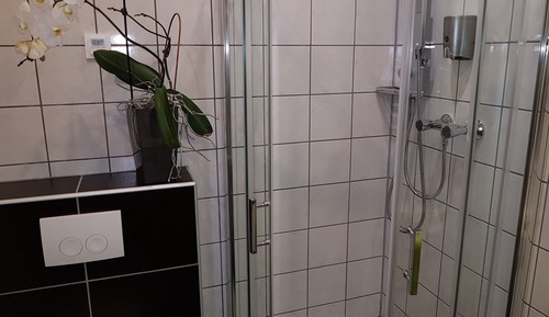Chambre Simple Supérieure, 1 très grand lit, non-fumeurs