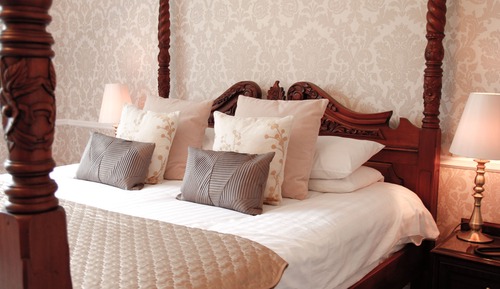 Chambre Double Premium (Four Poster Bed)
