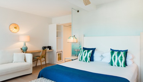 Chambre Supérieure, vue mer (Familiar)