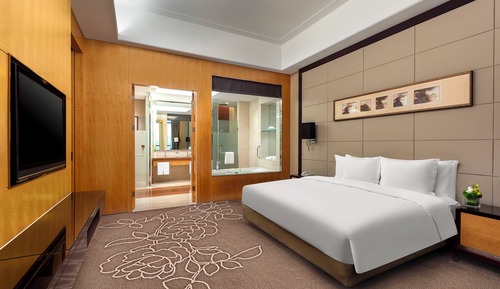 Suite, 1 chambre, vue fleuve (Dining Area, High Floor)
