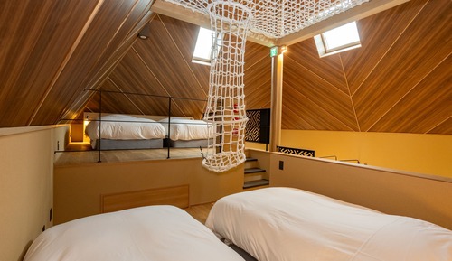 Chambre, non-fumeurs (In Room Dinner and BF Box incl)