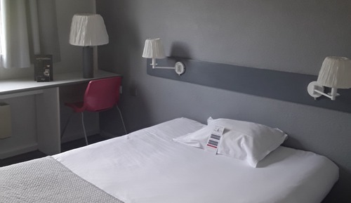 Chambre Double Économique, plusieurs chambres, salle de bains privée