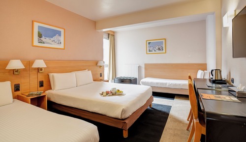 Chambre Supérieure, plusieurs lits