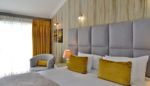 Chambre Luxe, 1 grand lit (Upstairs)