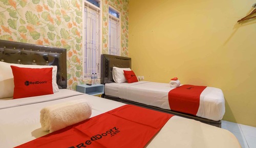 Chambre avec lits jumeaux (Reddoorz)