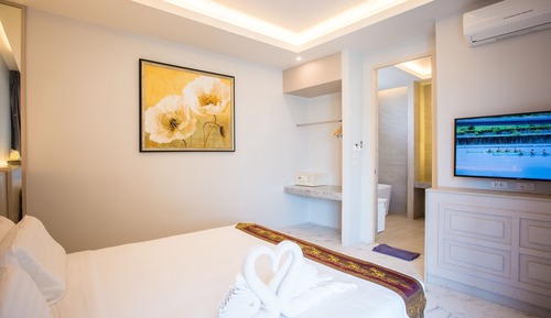 Four Bedrooms Private Pool Villa