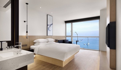 Chambre, 1 très grand lit, vue océan