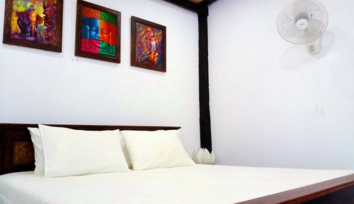 Chambre Double Deluxe, 1 très grand lit