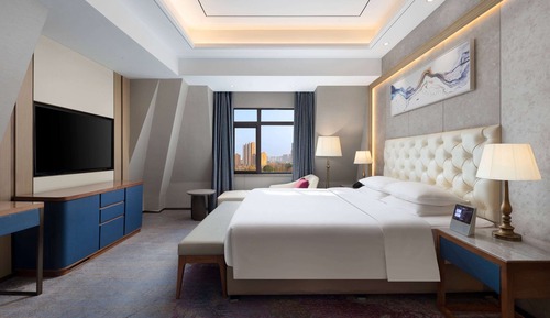 Chambre, 1 très grand lit et 1 canapé-lit, non-fumeurs