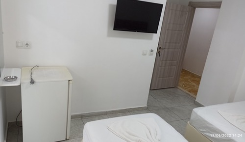 Chambre Standard avec lits jumeaux, vue partielle sur la mer
