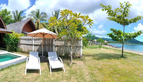 Suite Exclusive, 1 très grand lit, piscine privée, en front de mer