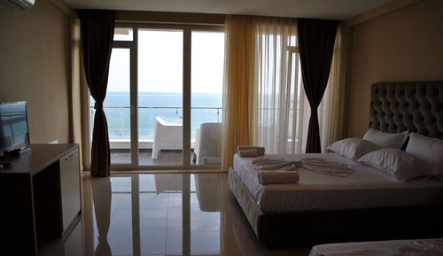 Chambre Familiale, vue mer
