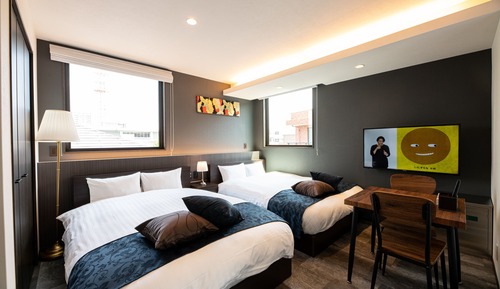 Appartement (Studio with 3 double beds)