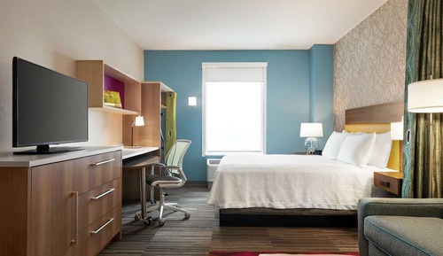 Chambre, 2 grands lits, accessible aux personnes à mobilité réduite (3x3 Transfer Shower)